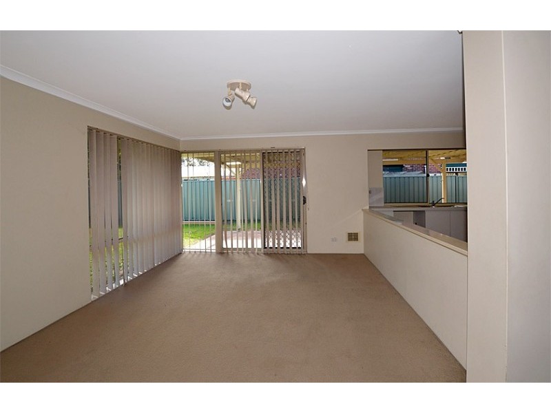 6 Invercauld Avenue, Bibra Lake WA 6163