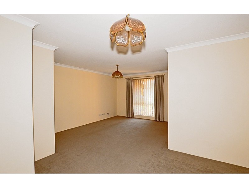6 Invercauld Avenue, Bibra Lake WA 6163