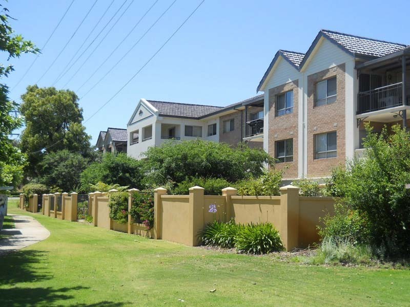 45/79 Waverley Road, Coolbellup WA 6163