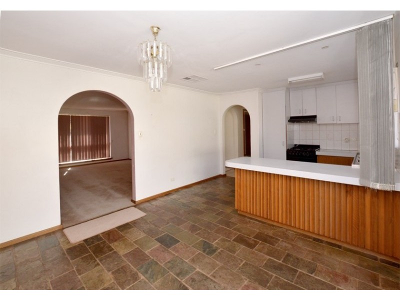 1 Falcon Court, Willetton WA 6155