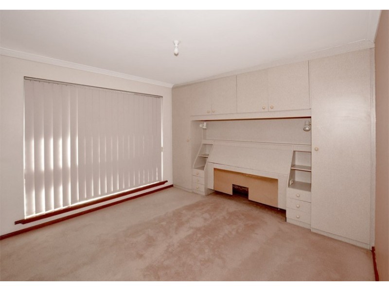 1 Falcon Court, Willetton WA 6155