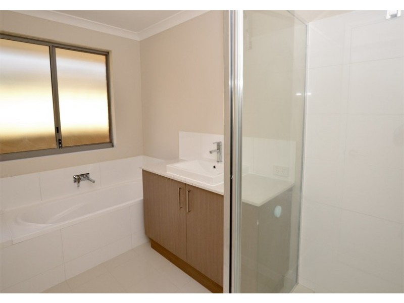 110 Sapphire Chase, Wellard WA 6170