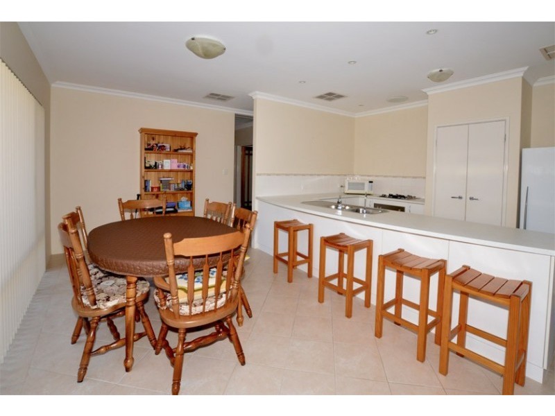 38 Whittaker Turn, Piara Waters WA 6112