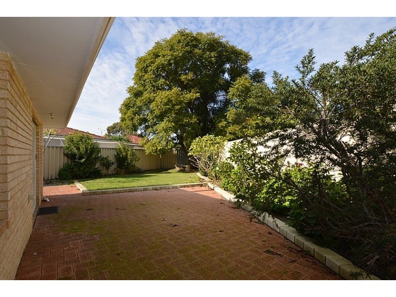 2/7 Greta Place, Thornlie WA 6108