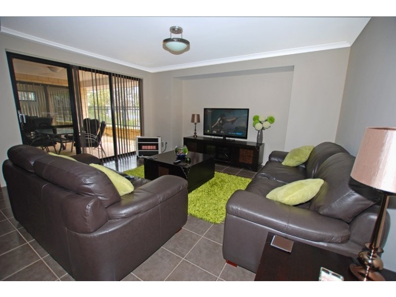 3 Oakleigh Pass, Harrisdale WA 6112