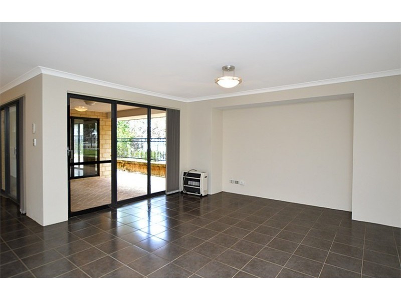 3 Oakleigh Pass, Harrisdale WA 6112