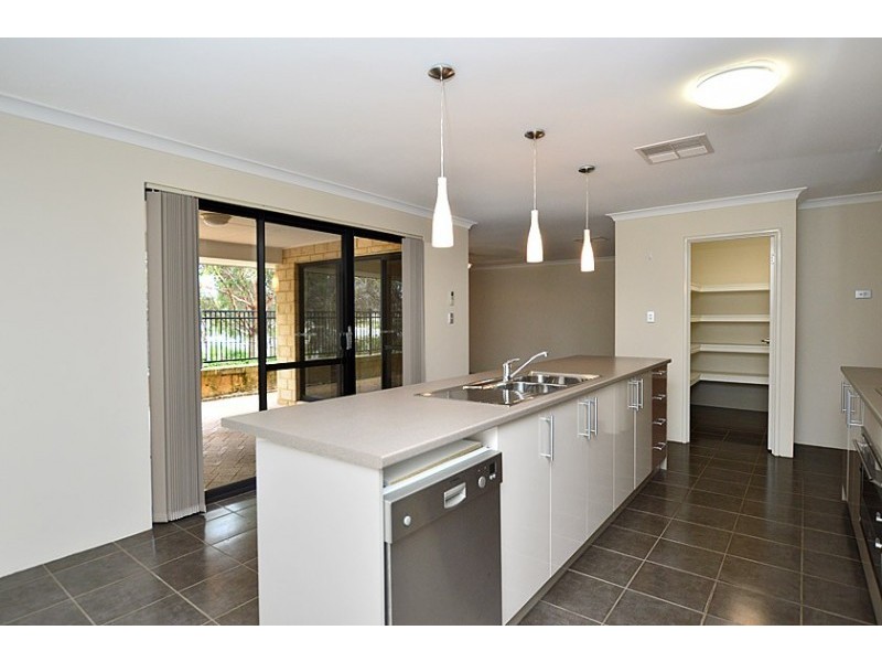 3 Oakleigh Pass, Harrisdale WA 6112