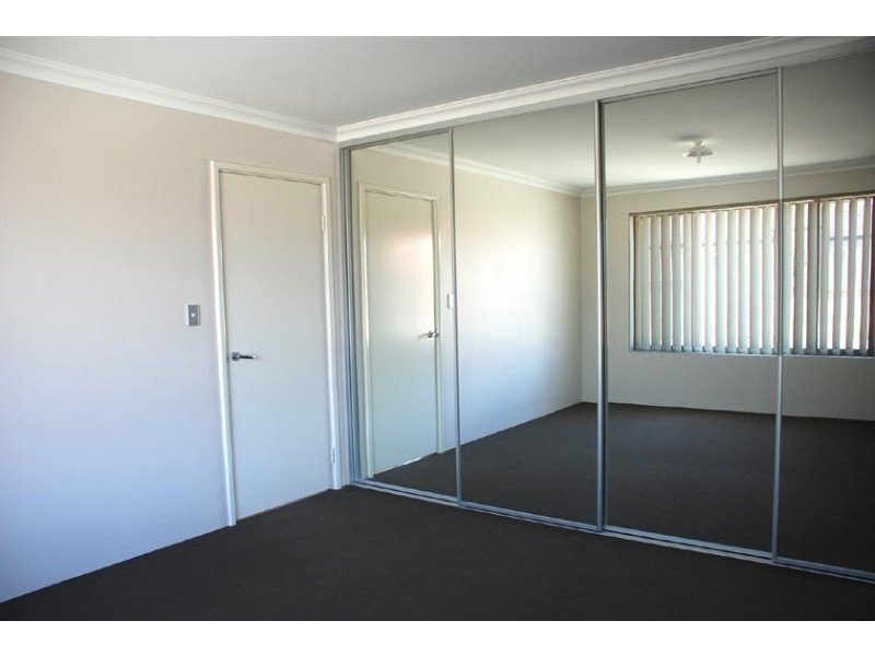 18 Bluebush Avenue, Beeliar WA 6164