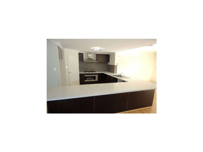 10 Versailles Parkway, Aubin Grove WA 6164