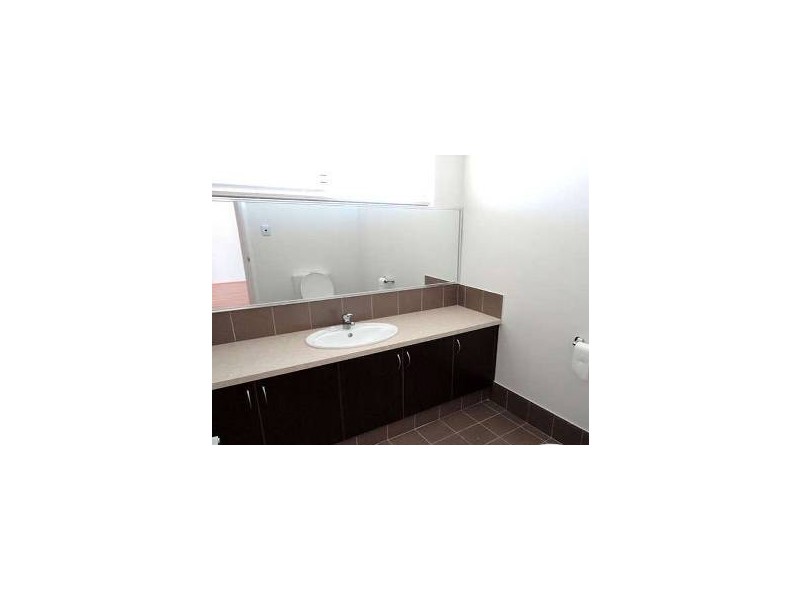 10 Versailles Parkway, Aubin Grove WA 6164