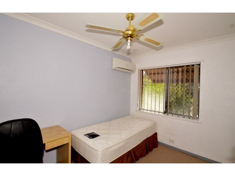 7 Mirreen Court, Karawara WA 6152