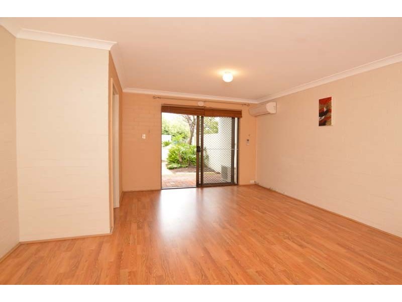 4/22 King George Street, Victoria Park WA 6100