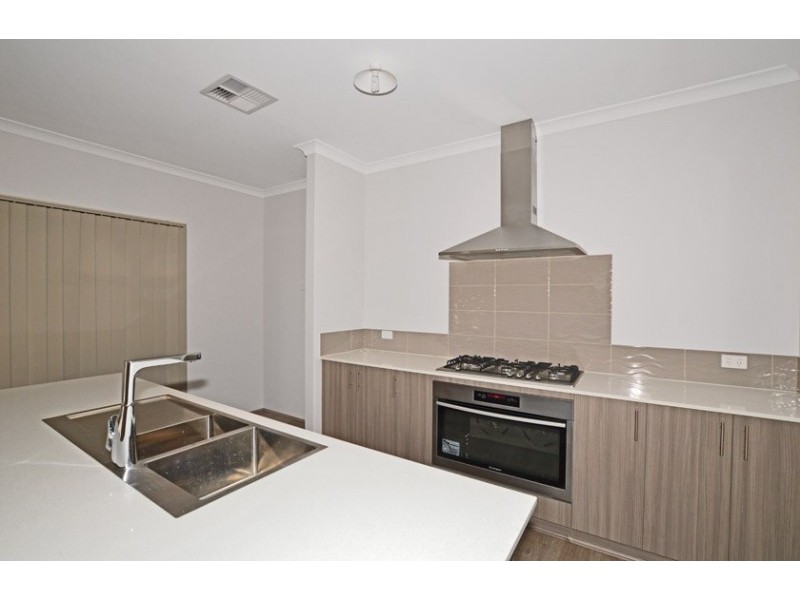 129 Broadway Boulevard, Piara Waters WA 6112