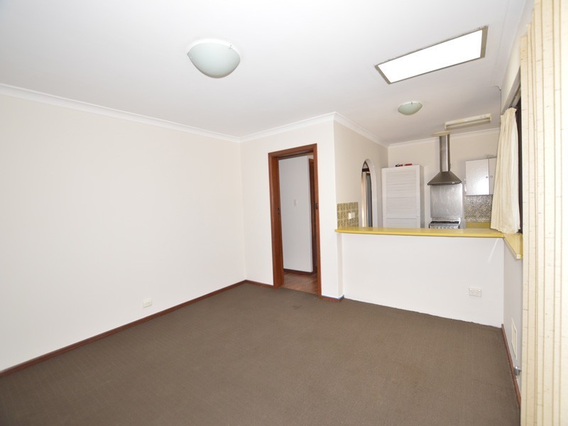 15 Mirrelia Way, Riverton WA 6148