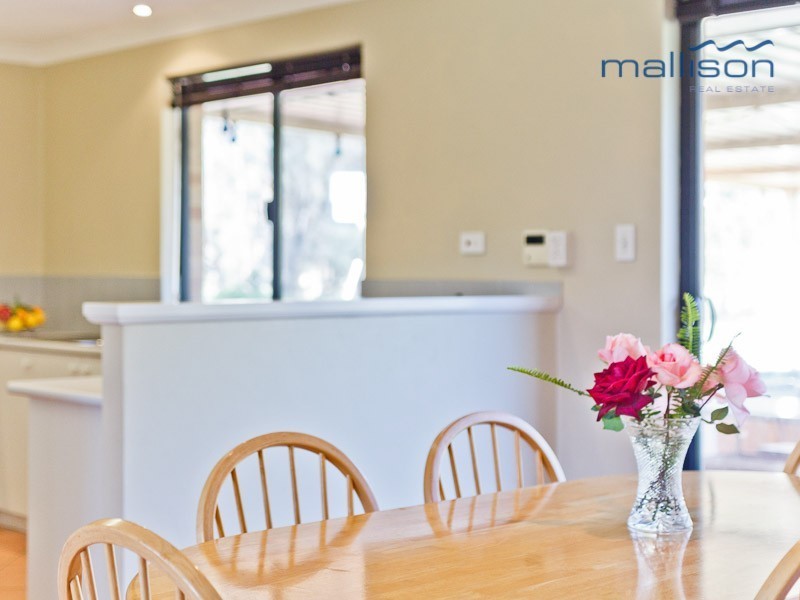 123 Cunningham Drive, Oakford WA 6121