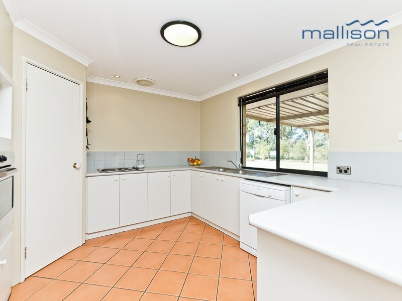 123 Cunningham Drive, Oakford WA 6121