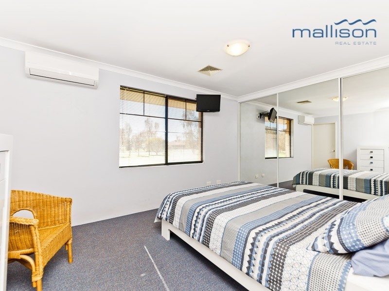 123 Cunningham Drive, Oakford WA 6121