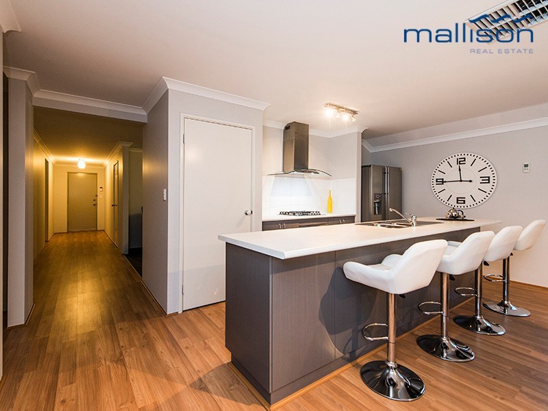 128 Canna Drive, Canning Vale WA 6155