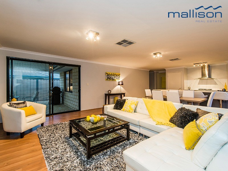 128 Canna Drive, Canning Vale WA 6155