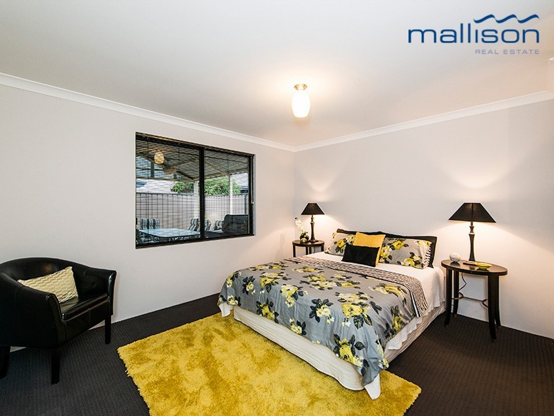 128 Canna Drive, Canning Vale WA 6155