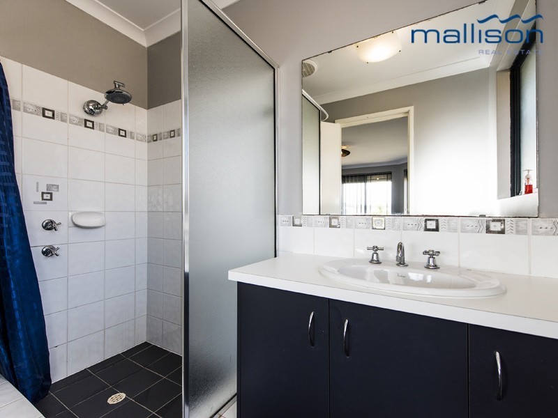 3 McKenzie Corner, Bertram WA 6167