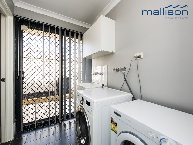 3 McKenzie Corner, Bertram WA 6167