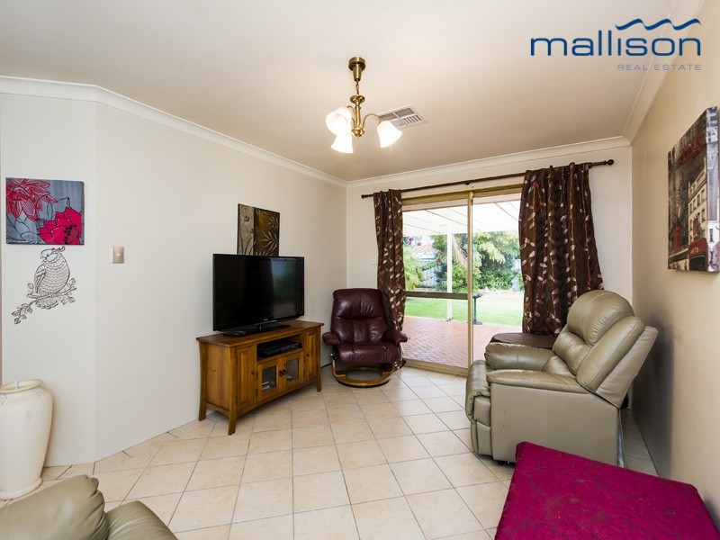 10 Firefalls Close, Huntingdale WA 6110