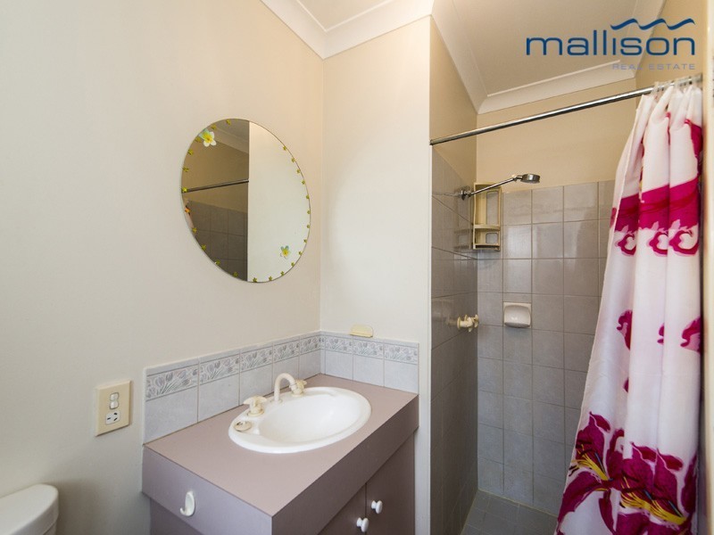 10 Firefalls Close, Huntingdale WA 6110