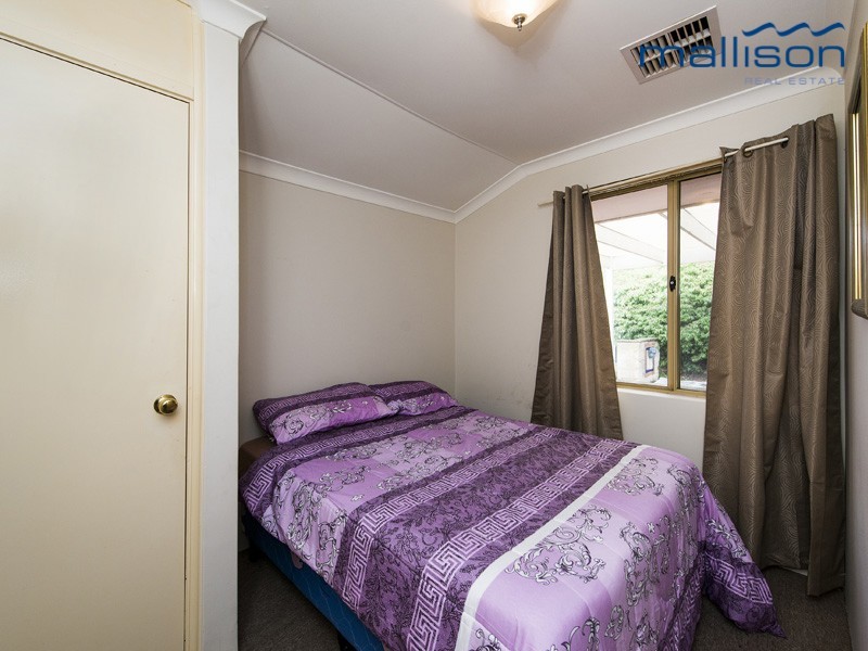 10 Firefalls Close, Huntingdale WA 6110