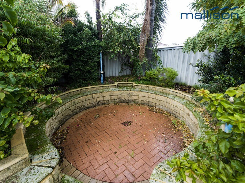 10 Firefalls Close, Huntingdale WA 6110