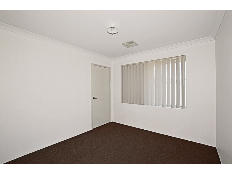 25 Archdale Loop, Piara Waters WA 6112
