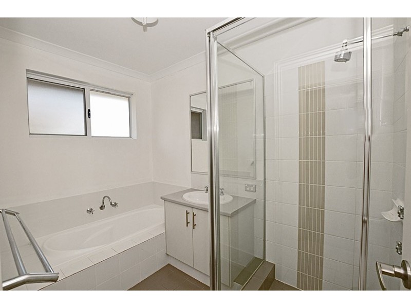 25 Archdale Loop, Piara Waters WA 6112