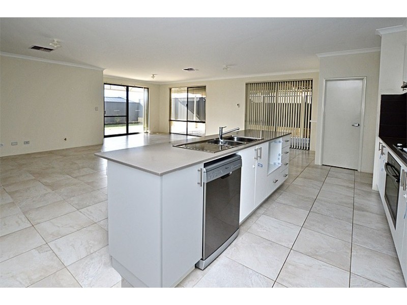 1 Greenock Road, Baldivis WA 6171