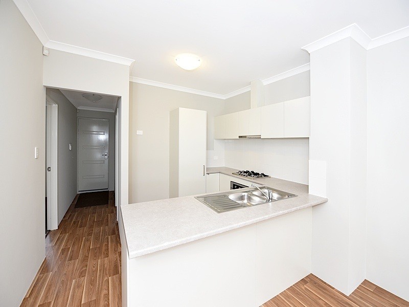 98 Kingscliff Drive, Golden Bay WA 6174