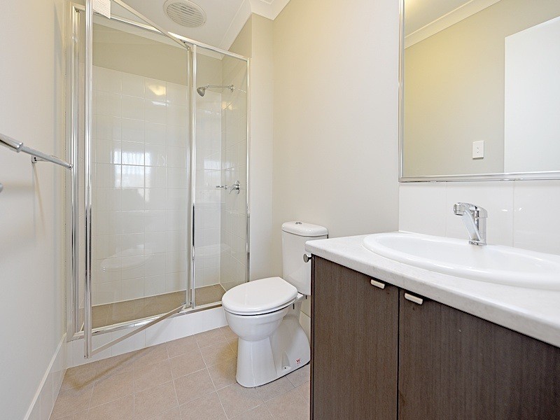 98 Kingscliff Drive, Golden Bay WA 6174