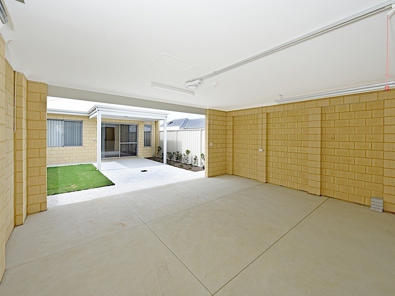 98 Kingscliff Drive, Golden Bay WA 6174