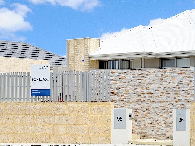 98 Kingscliff Drive, Golden Bay WA 6174