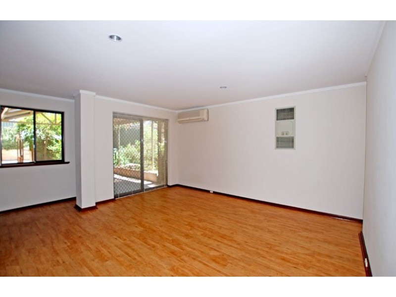 3 Hogarth Way, Bateman WA 6150