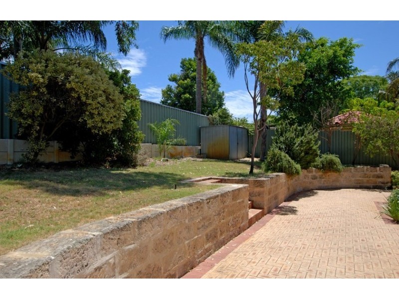 3 Hogarth Way, Bateman WA 6150