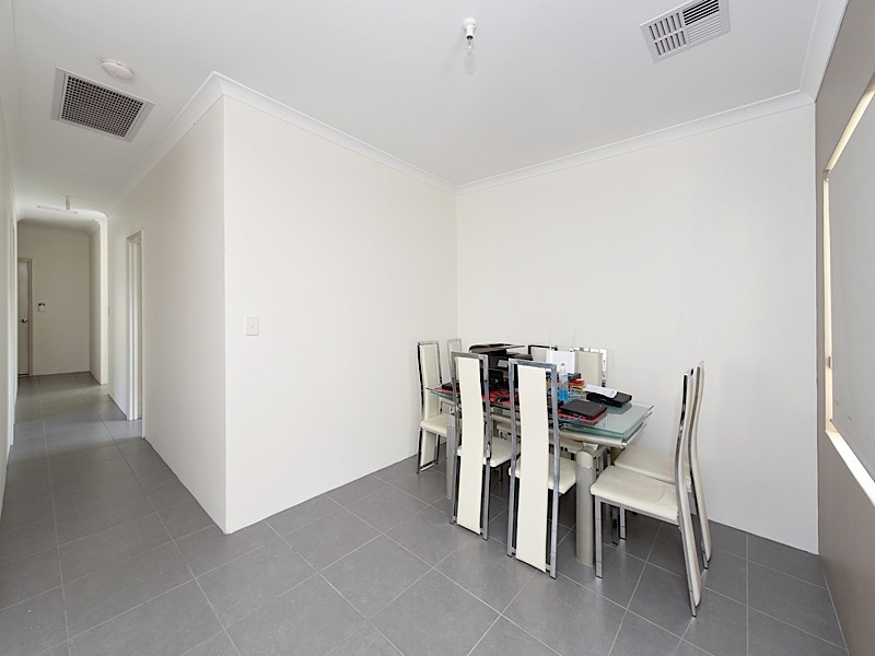 34 Goldfields Street, Wandi WA 6167