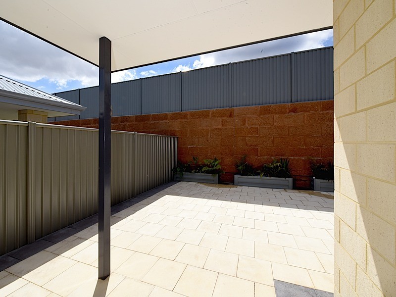 34 Goldfields Street, Wandi WA 6167