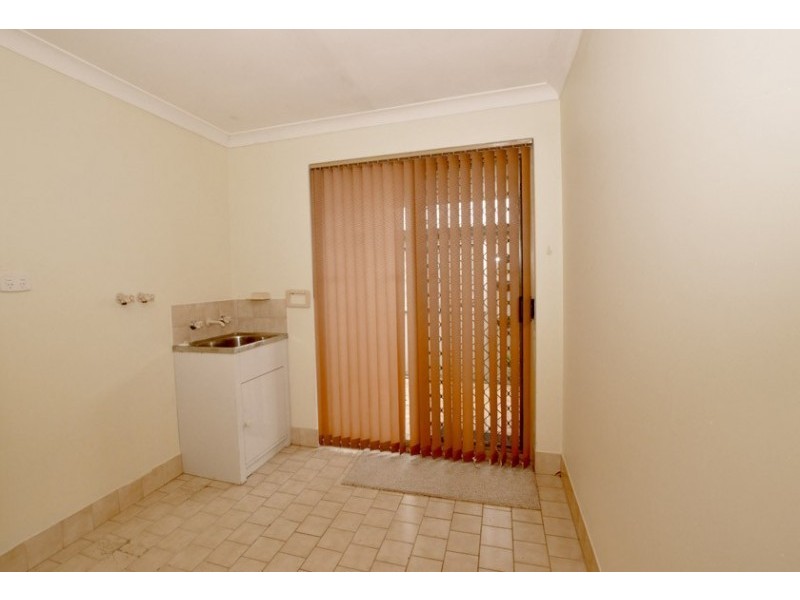 50 Jackson Avenue, Winthrop WA 6150