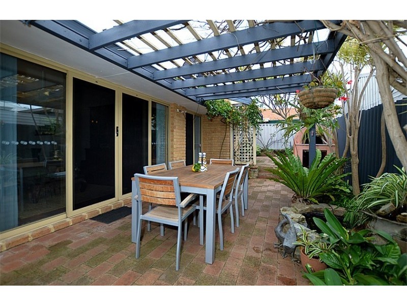 B/36 Harris Street, Bicton WA 6157