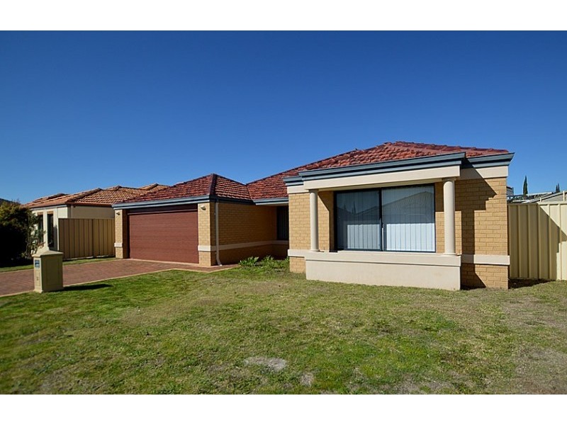 12 Dupont Way, Canning Vale WA 6155