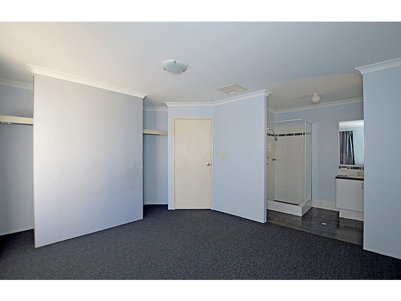 12 Dupont Way, Canning Vale WA 6155
