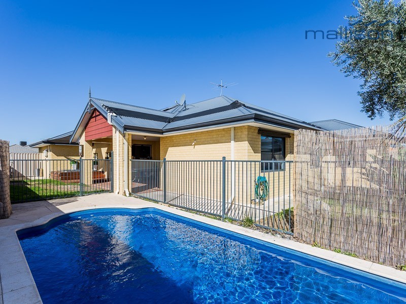 5 Tenterfield Green, Harrisdale WA 6112