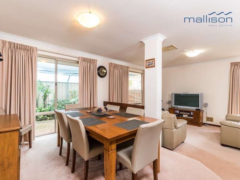 8 Tipuana Place, Thornlie WA 6108