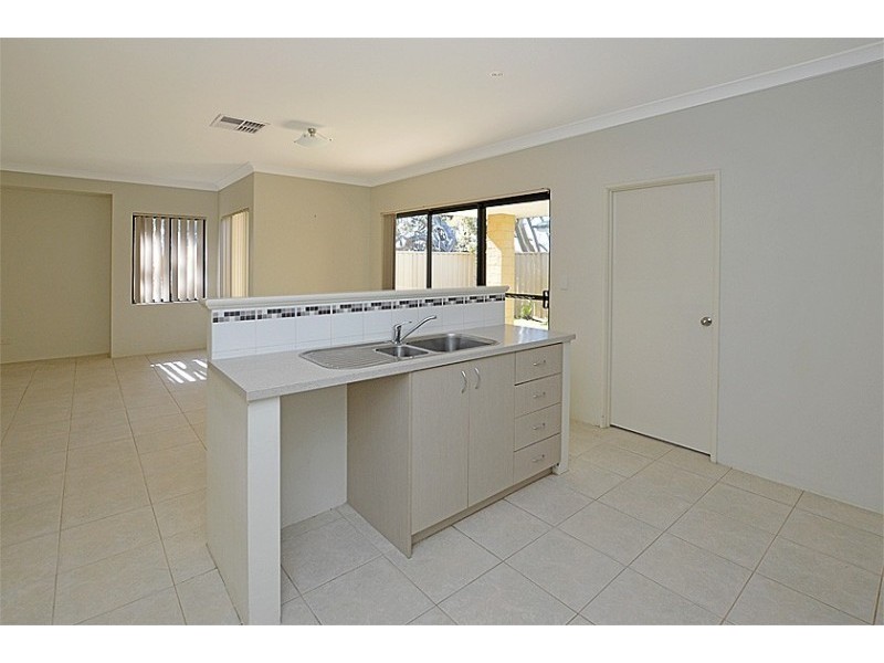 26 Pentland Street, Canning Vale WA 6155