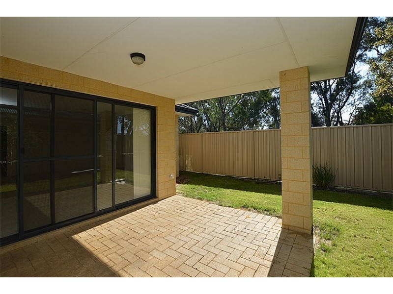 26 Pentland Street, Canning Vale WA 6155