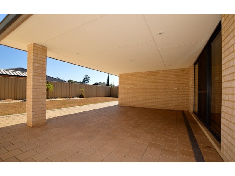 24 Nevis Lane, Canning Vale WA 6155